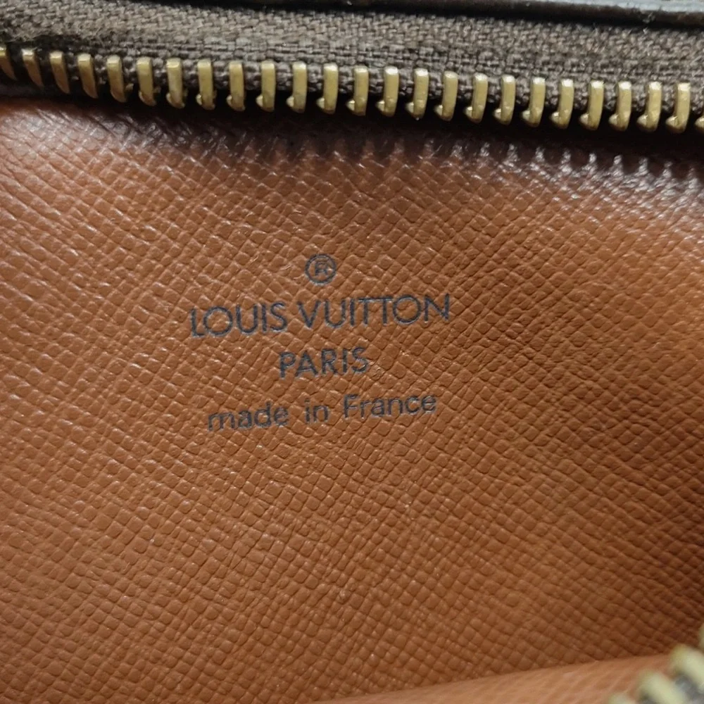 🎊SOLD🎊Louis Vuitton Amazone Vintage Monogram Crossbody bag✨ - Picture 13 of 16